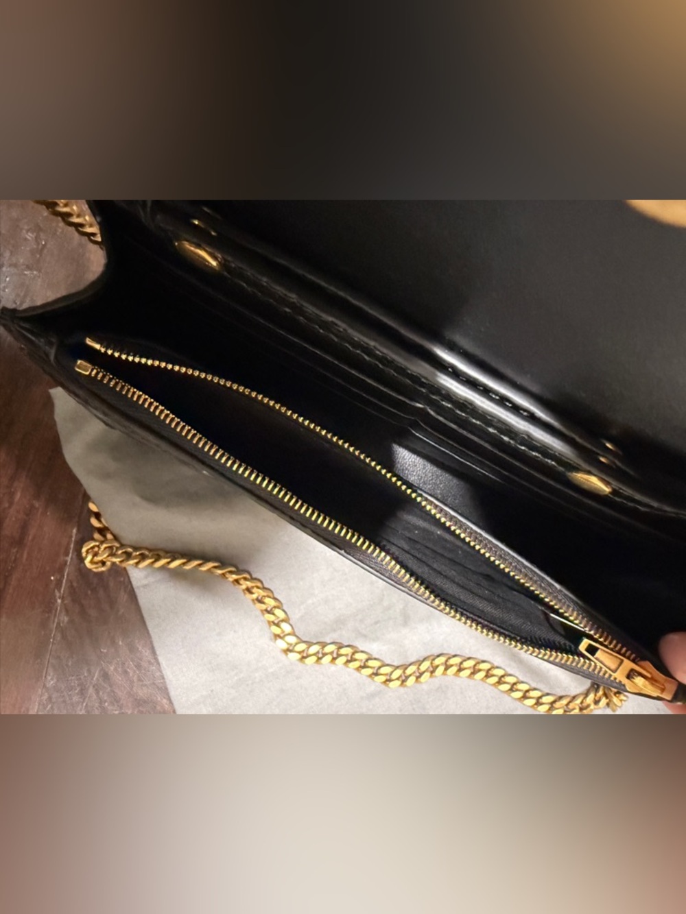 Balenciaga: Black Croc Hourglass Bag (Like New) - Picture 13 of 15